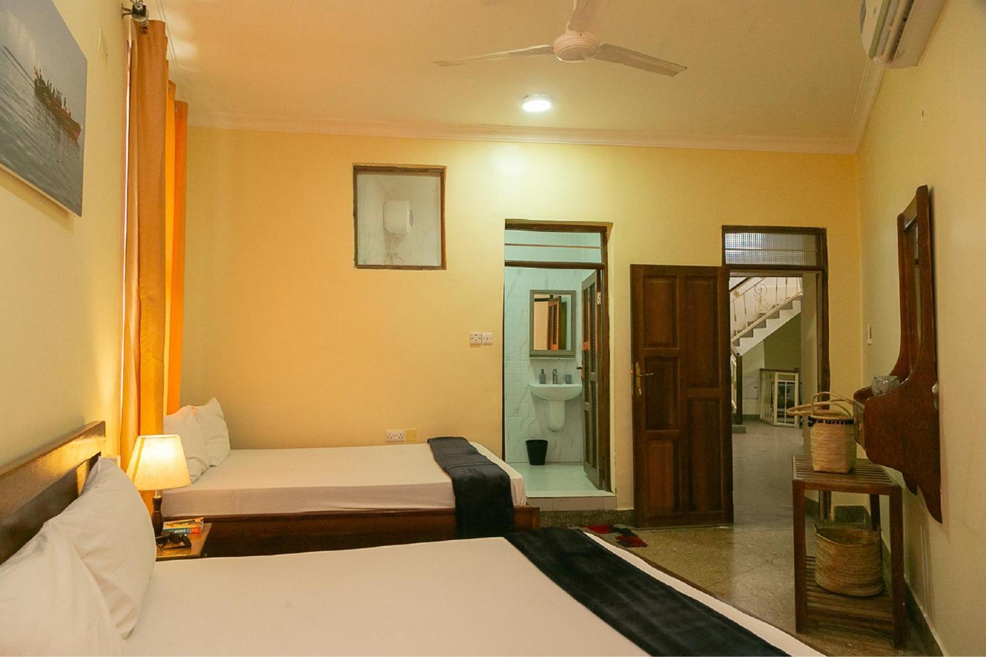 Hotell Town Nest 3*